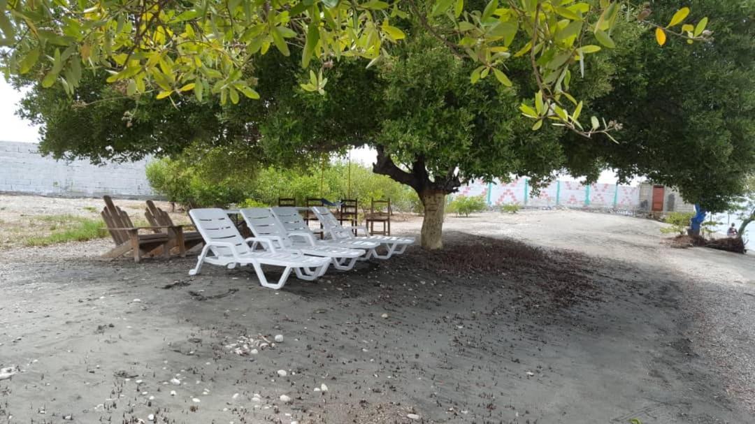 Evasion Beach Hotel Gressier Exterior foto