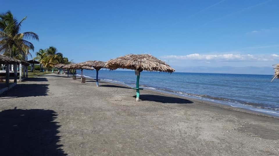 Evasion Beach Hotel Gressier Exterior foto